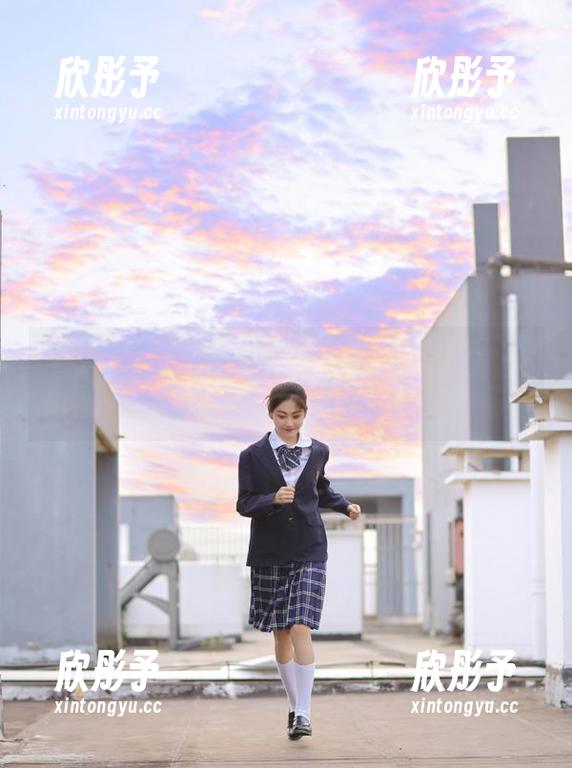 GIRLT果团网 - 高清学妹写真在蜜桃Q妹儿图库闪耀，带你领略生活的美好瞬间！