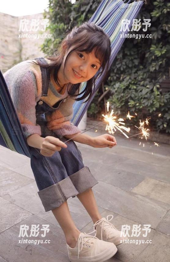 IMiss爱蜜社 - LalaBaby啦啦黑色写真合集：感受黑色带来的深邃之美与自信风采