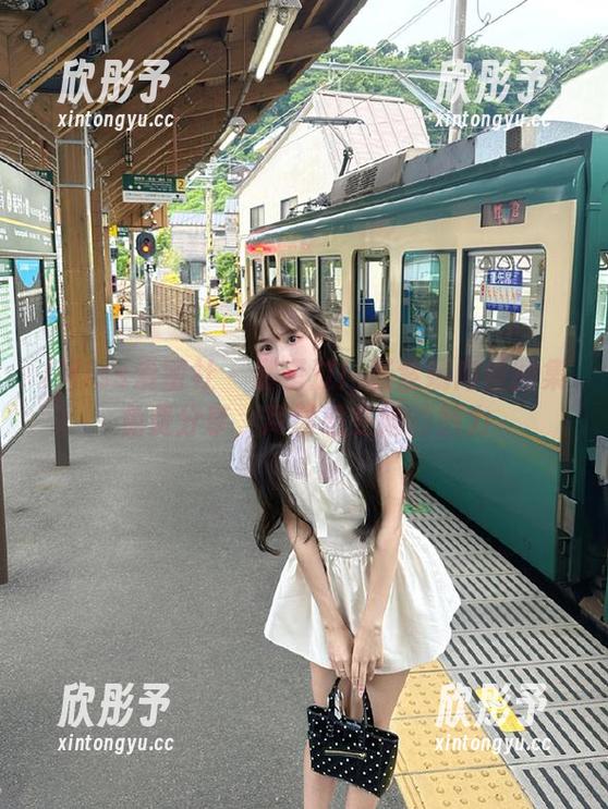 IMiss爱蜜社 - 别错过！杨紫嫣肉丝图集免费分享，尽情感受她的魅力