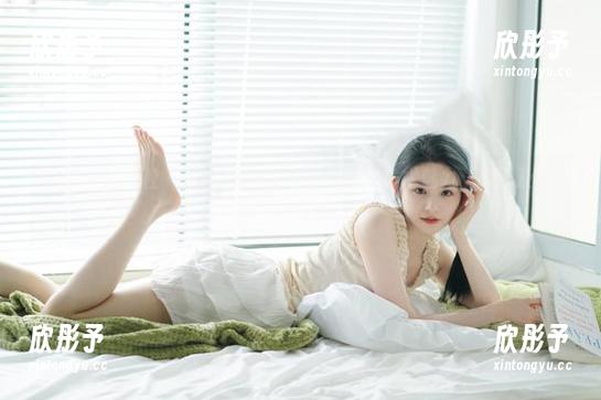 MiStar魅妍社 - 探索张优ayoyo白丝的艺术魅力，原图及高清图片一网打尽！