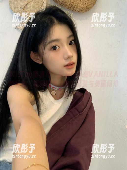 MiiTao蜜桃社 - 探索韵莉娜VANILLA的秘密，福利图集让你在搞笑与美丽间徘徊不定！