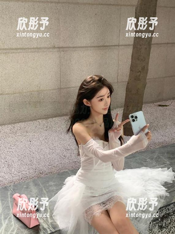 探索春天的两次魅力：来自Mozzi(모찌)DJAWA的COS作品精选合集