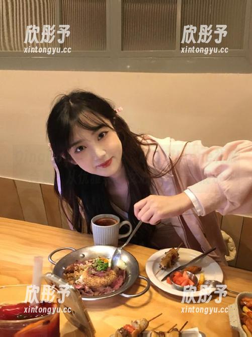QingDouKe青豆客 - 萌琪琪Lrene礼服合集：从优雅到少女心的全方位展示