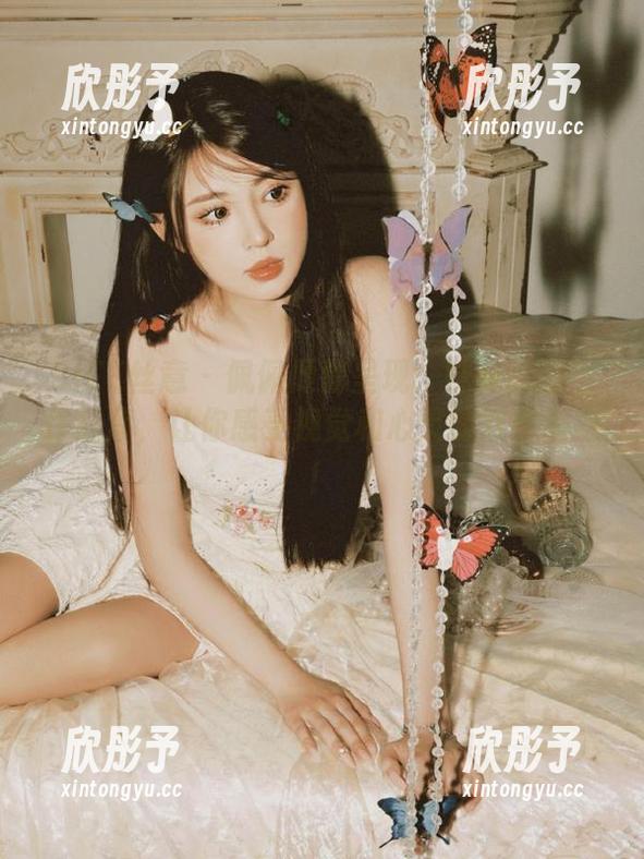 SIEE丝意 - 佩佩倾情呈现：妹妹的图包作品集，让你感受视觉和心灵的双重震撼！