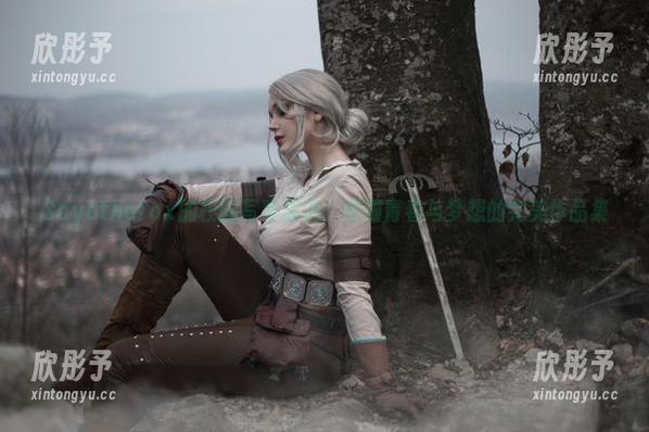 Sayathefox的校园写真精选：碰撞青春与梦想的完美作品集