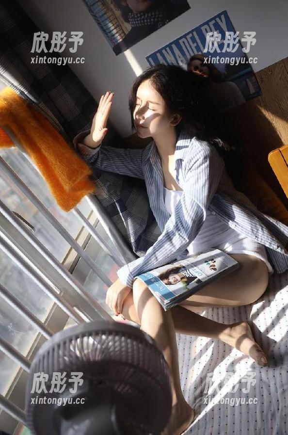 XIAOYU语画界 - 杨晨晨sugar第二部主题写真图册：感受她在瞬间中的时光流转