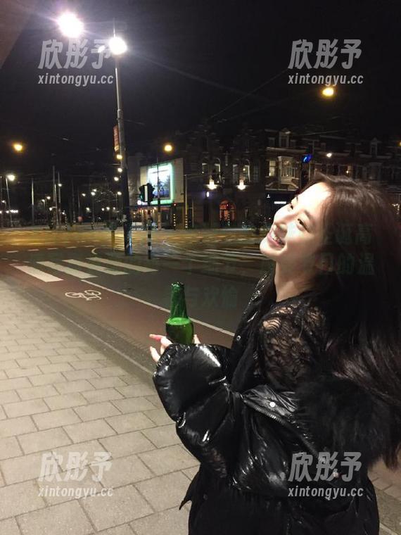 Xiuren秀人网-你的兔妹妹 Xiuren秀人网 - 追溯你的兔妹妹圣诞高清写真资源的每一个细节,感受节日的温馨与欢愉