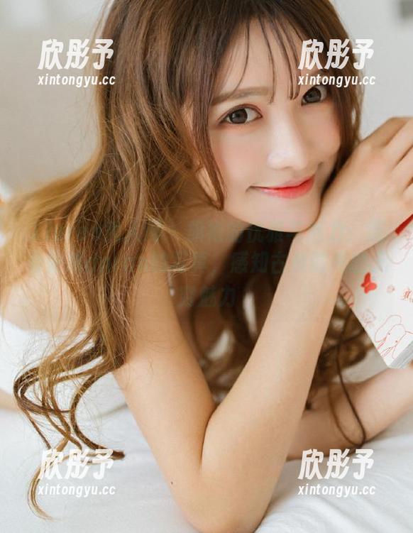 Xiuren秀人网 - 旗袍的优雅与魅力：观看安然anran的写真，感知古典时尚的无穷魅力