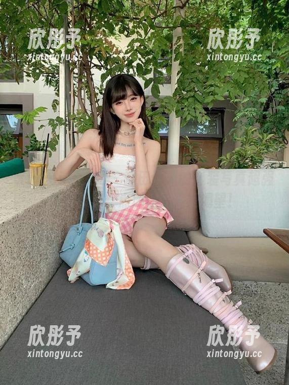Xiuren秀人网 - 油田溪溪的套装写真超强网盘合集，点燃你对美的渴望！