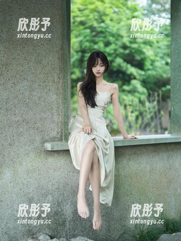 Xiuren秀人网 - 陈小喵护士剧情主题系列作品图集，带你深入医护生活的背后故事