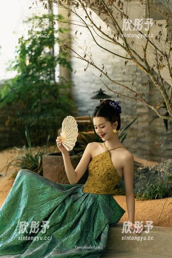 YouMi尤蜜荟 - 欢愉诱惑：欣赏葛征Model的裤里丝作品图库，尽情沉醉