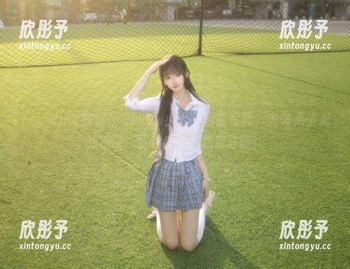 YouWu尤物馆 - Seven小七的御姐写真，突破无圣光的界限，图片趣味与颜值兼得！