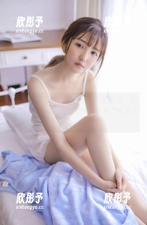 YouWu尤物馆 - 唯美与力量的结合，孟狐狸FoxYini长腿套图大放异彩，快来下载体验！