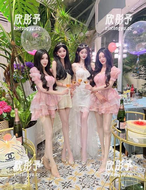 beautyleg - 精美绝伦的Momo女仆写真：高清美图尽展可爱风格