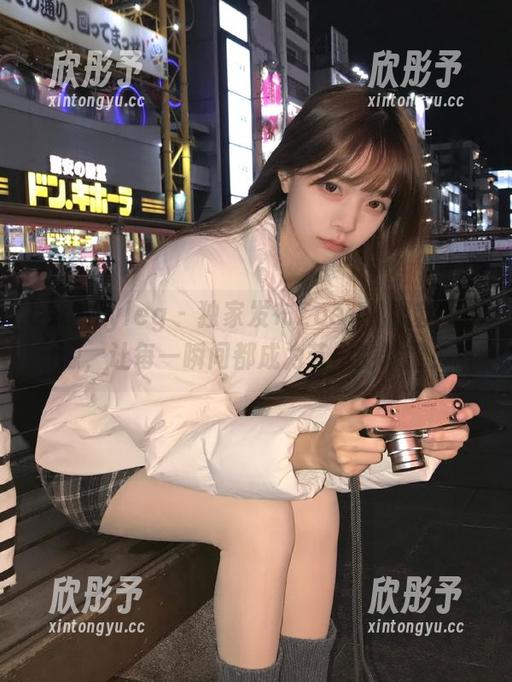 beautyleg - 独家发布Zoey礼服套图资源，让每一瞬间都成为艺术的珍藏！