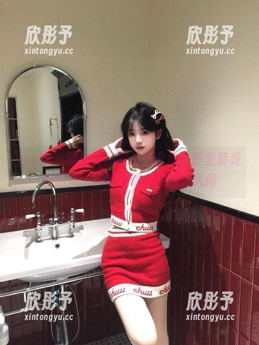 pans - 诗诗的私拍系列合集：职业装美丽瞬间，探索职场女性的新风尚