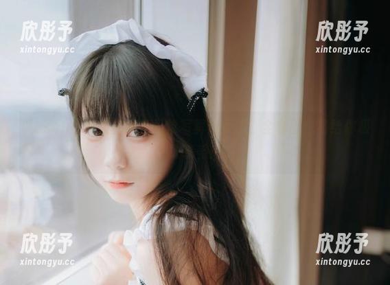 以usejan蓝蓝的高清日常写真为灵感，全套图包将给你极致享受！