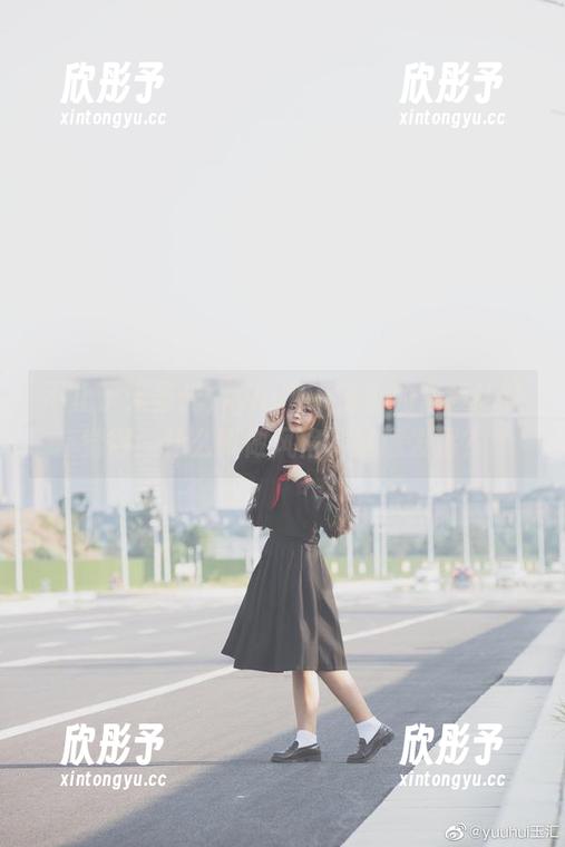不止于无圣光，yuuhui玉汇的套装让我觉得：什么叫做风格的随意发挥？