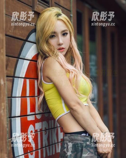 丽柜 - 小智贤无圣光写真合集，揭开双生花情丝的浪漫面纱