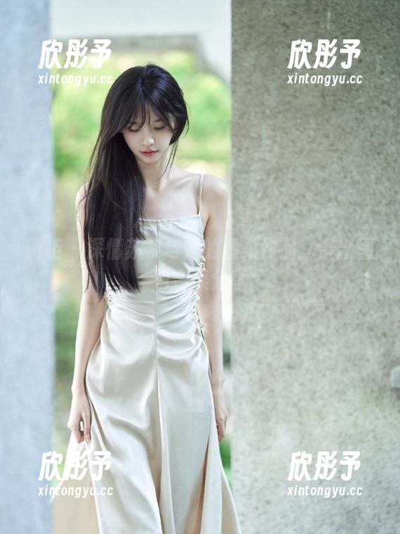 丽柜 - 深情苏黎与她的温柔作品：最新图包合集分享