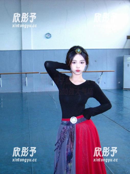 克拉女神 - 透视璇子的无圣光写真，释放秘书内心的强大气场
