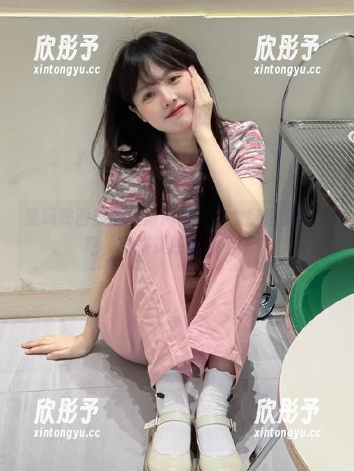 兔玩映画美图资源揭秘，这个腿也太细了吧，穿搭灵感源源不断！
