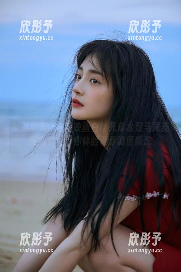 欢迎欣赏！喵糖映画白丝死库水双马尾美图图集，带你体验青春的清新感