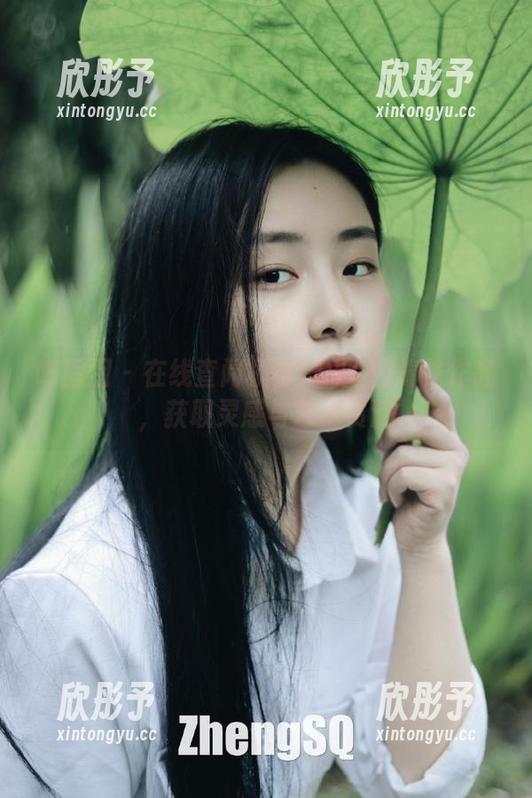 嗲囡囡 - 在线查阅模特YOYO的棉袜作品，获取灵感与艺术资源