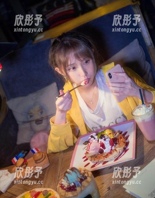 “在下萝莉控ii”宠尚职业装风格，别错过珍稀原图与精彩图包！