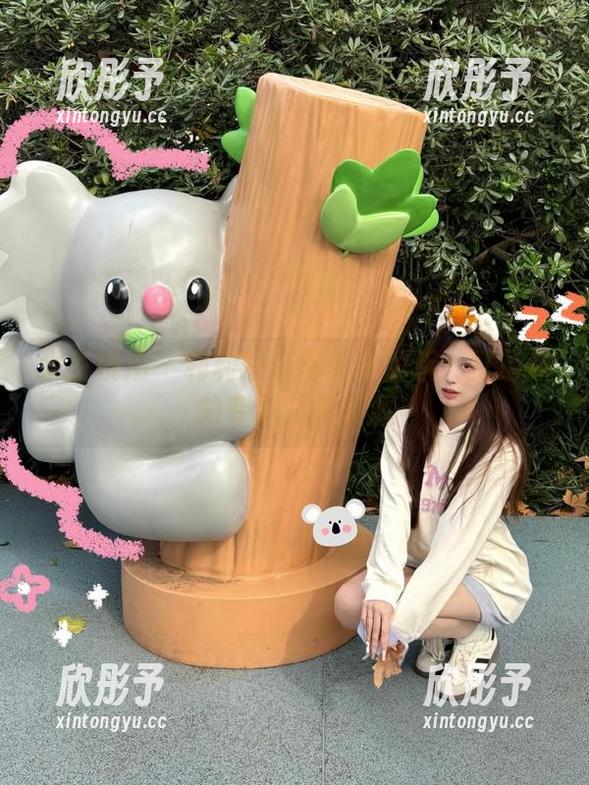 大生模拍 - 利利短裤写真全解析：打造你的专属时尚资源