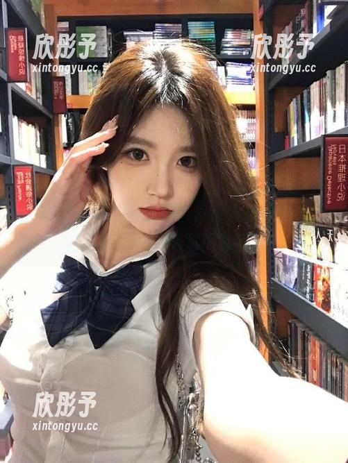 微密圈 - 私拍内外兼修，宸大小姐空姐美图甜蜜暴击，绝对不容错过！