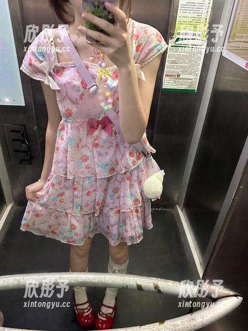 尤果网 - 展现Angela楚楚的魅力：软糯妖娆粽思夜的独特原图与精美壁纸