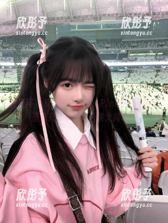 尤果网 - 从清新到大胆，Pinkbaby的无圣光死库水写真合集大揭秘！
