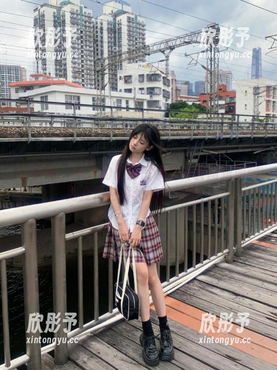 尤果网 - 米米的高清吊带写真套图是如何把我推向幻想的天堂的？