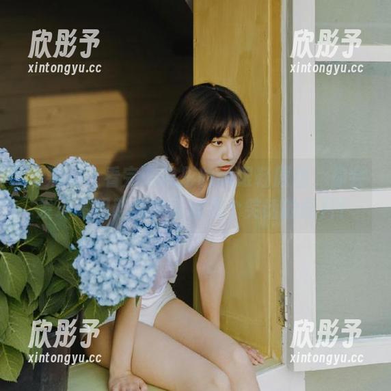 尤果网 - 看完谭晓彤的高跟鞋原图，你会发现高跟鞋其实可以是个笑话的图片！