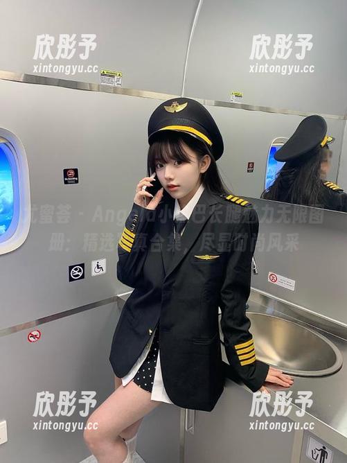 尤蜜荟 - Angela小热巴长腿魅力无限图册：精选写真合集，尽显时尚风采