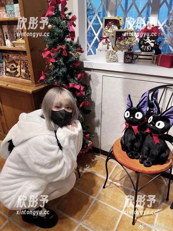 幼爱youmeko樋口円香-灰丝展现无限魅力，高清图集带你一探究竟！