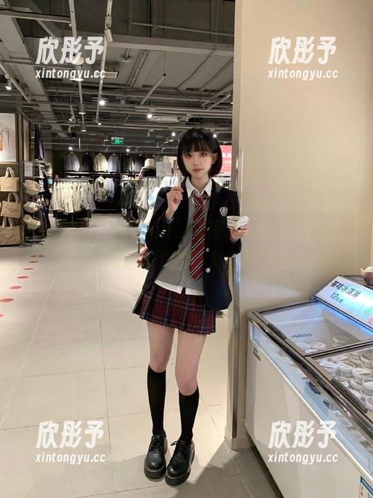 推女神 - “Kiren_程程程死库水”写真合集精选，尽情欣赏摄人心魄的美丽瞬间
