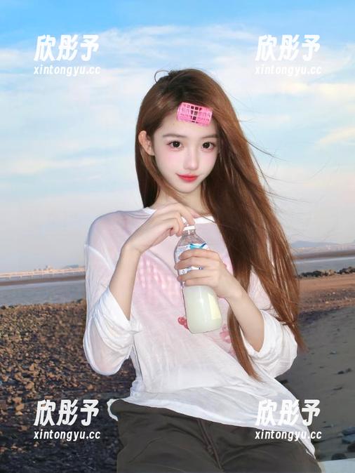 推女神 - 欣赏可儿Kayen制服系列写真，精选图片展现无限魅力