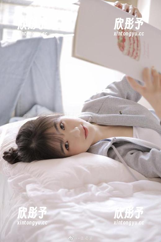 推女神 - 黄可christine天使全集的魅力：每幅作品都给予你意想不到的视觉冲击