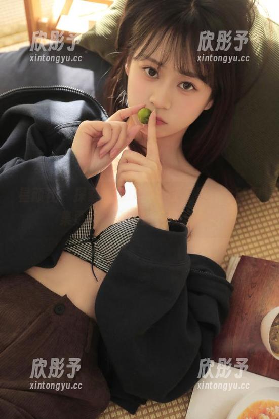 星颜社 - 探索唐思琪学妹的世界，全新图集更新，分享更多校园趣事