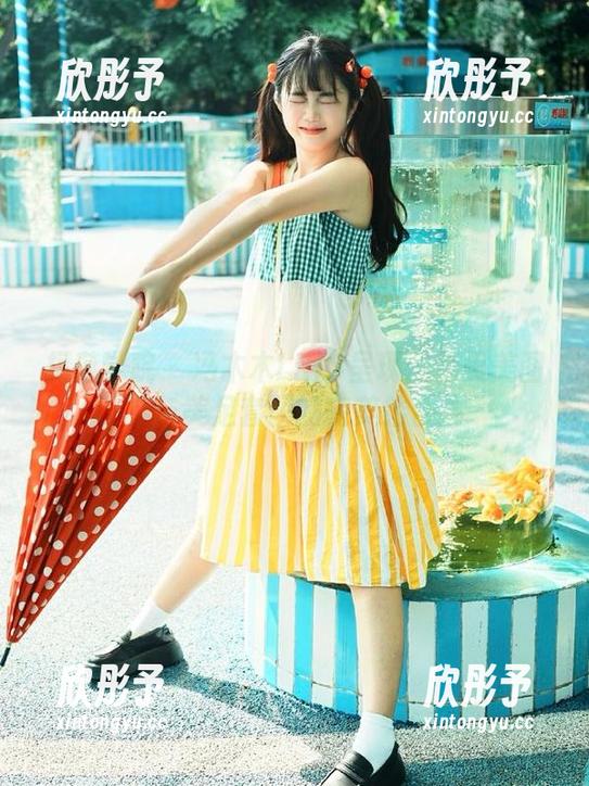 模范学院 - 冯木木LRIS呈现：精美美图与美足套图的完美结合