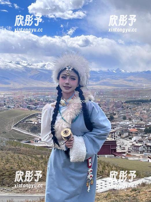 深入了解炸蛋Boom户外写真，收获高质量套图资源，助力你的艺术之旅！