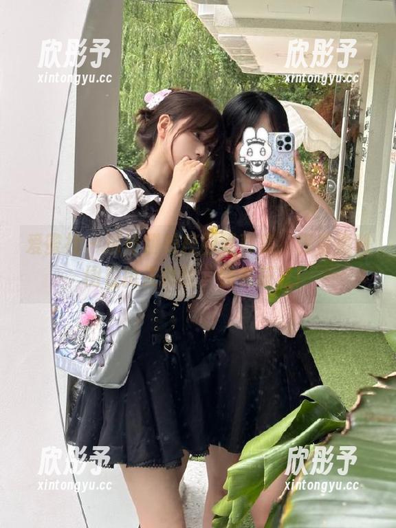 爱蜜社 - 瑞妤甜美校园写真集，限量福利图包抢先体验，快来获取！