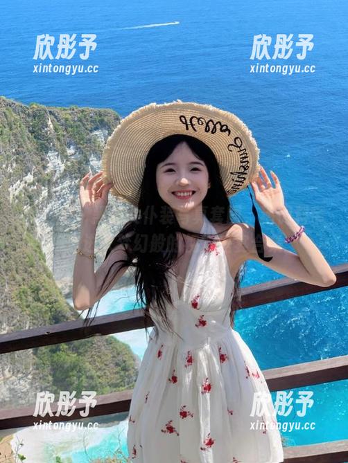 微密圈 - 黑色女仆装写真套图，猪饲料带你进入梦幻般的视觉盛宴合集