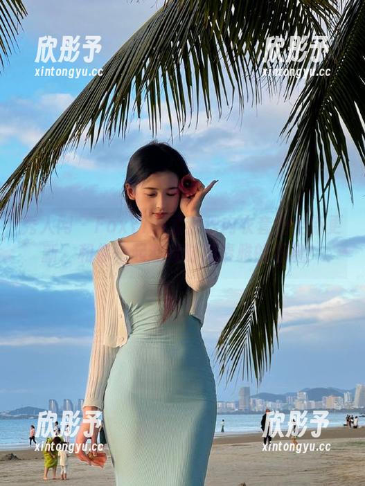 秀人网 - FoxYini孟狐狸内衣套图全新更新，和你一起迎接时尚素雅的潮流！