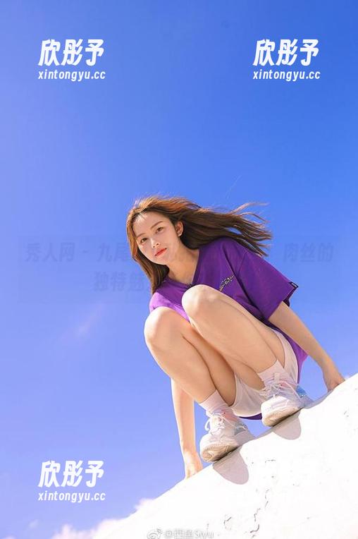 秀人网 - 九尾Ivy私拍图片大全：肉丝的独特魅力等你来发现！