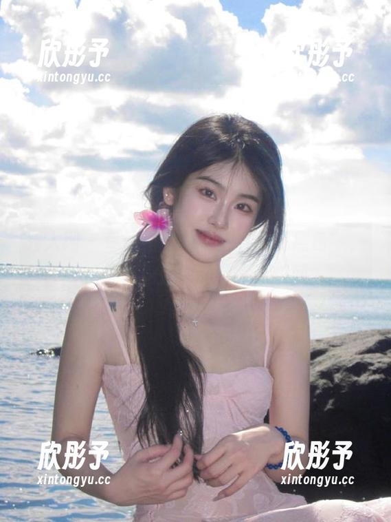 秀人网 - 专属精选图包：“奶酥黑色”，捕捉黑色魅力的每一个瞬间