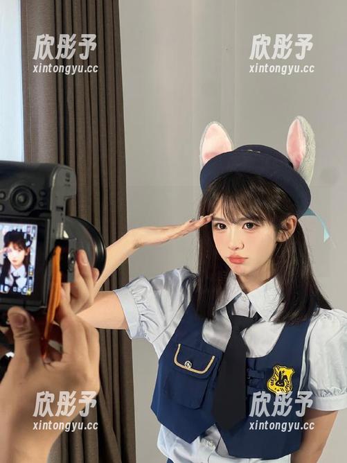 秀人网 - 别错过妙可可Cheese的无圣光体操服图集，这才是真正的搞笑与美丽结合！