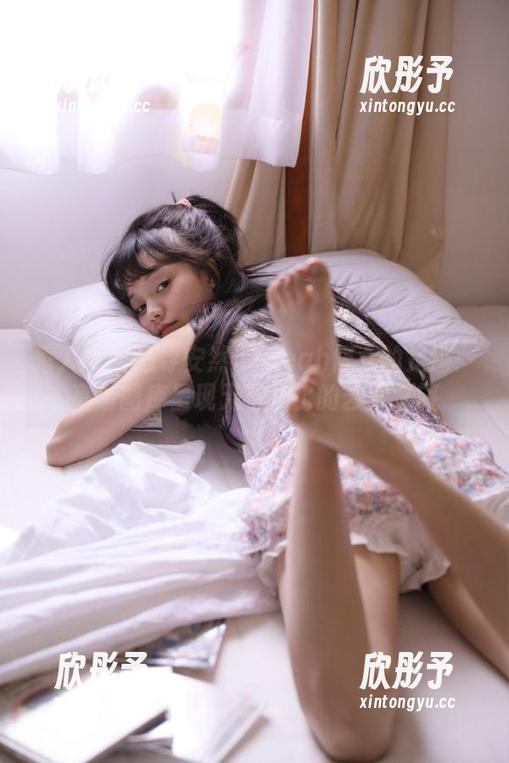 秀人网 - 追寻安然maleah修女的足迹：高清图库呈现无与伦比的艺术之旅
